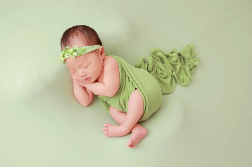 江阴宝宝多大可以不用拍嗝